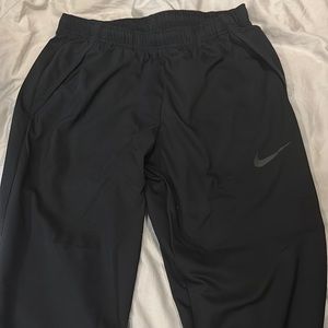 Nike dry fit joggers